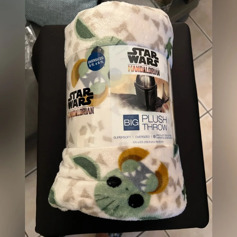 Star Wars Oversized Supersoft Printed Plush Throw